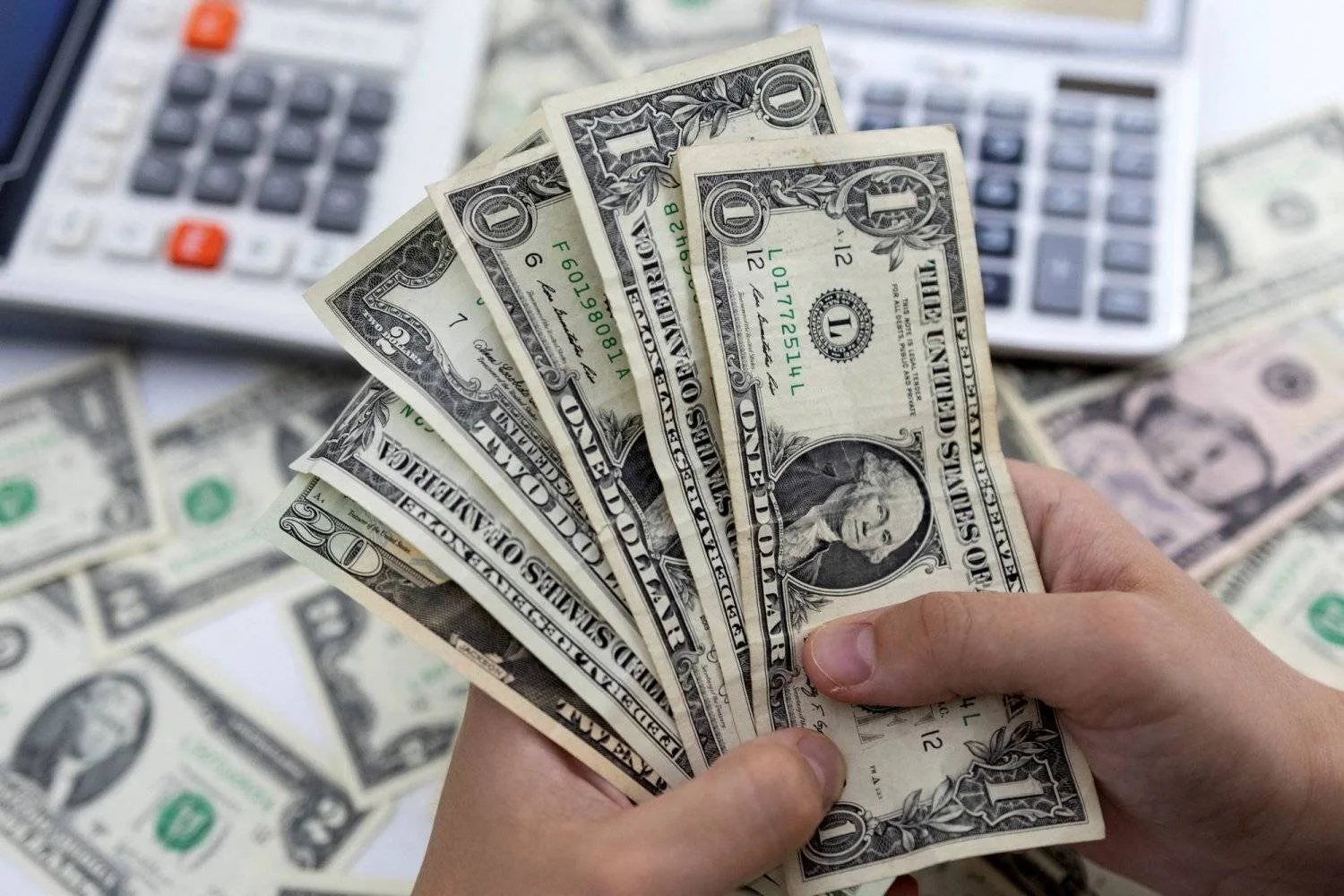 تحليل الجنيه الإسترليني مقابل الدولار GBP/USD مارس 2026