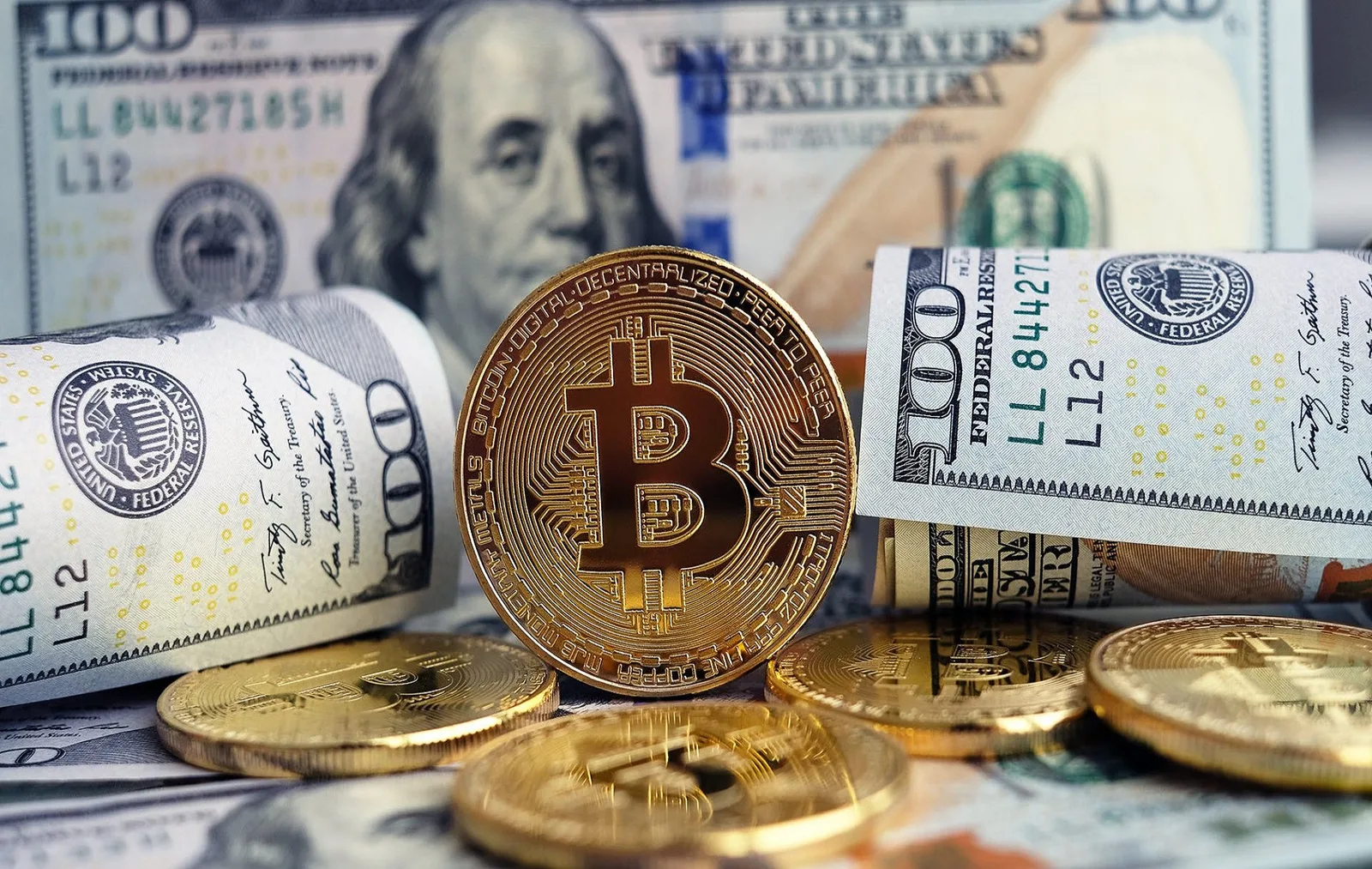 أفضل العملات الرقمية للاستثمار في 2026: فرص البيتكوين والإيثريوم