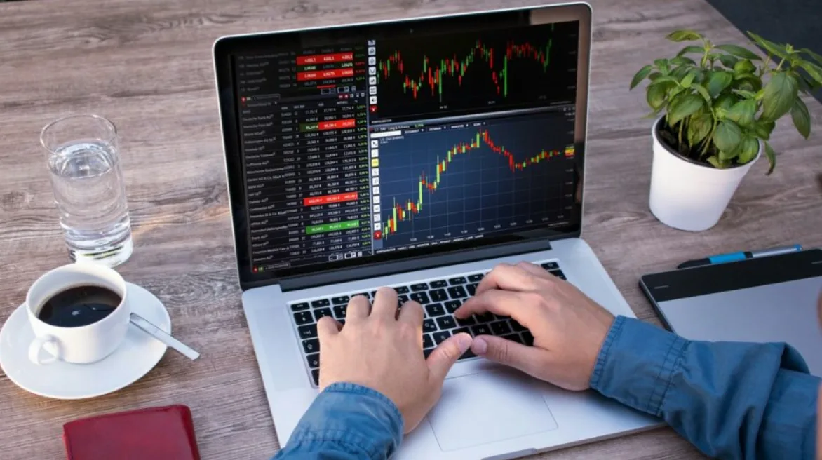 كيف تختار أفضل منصة تداول العملات الرقمية للمبتدئين 2026