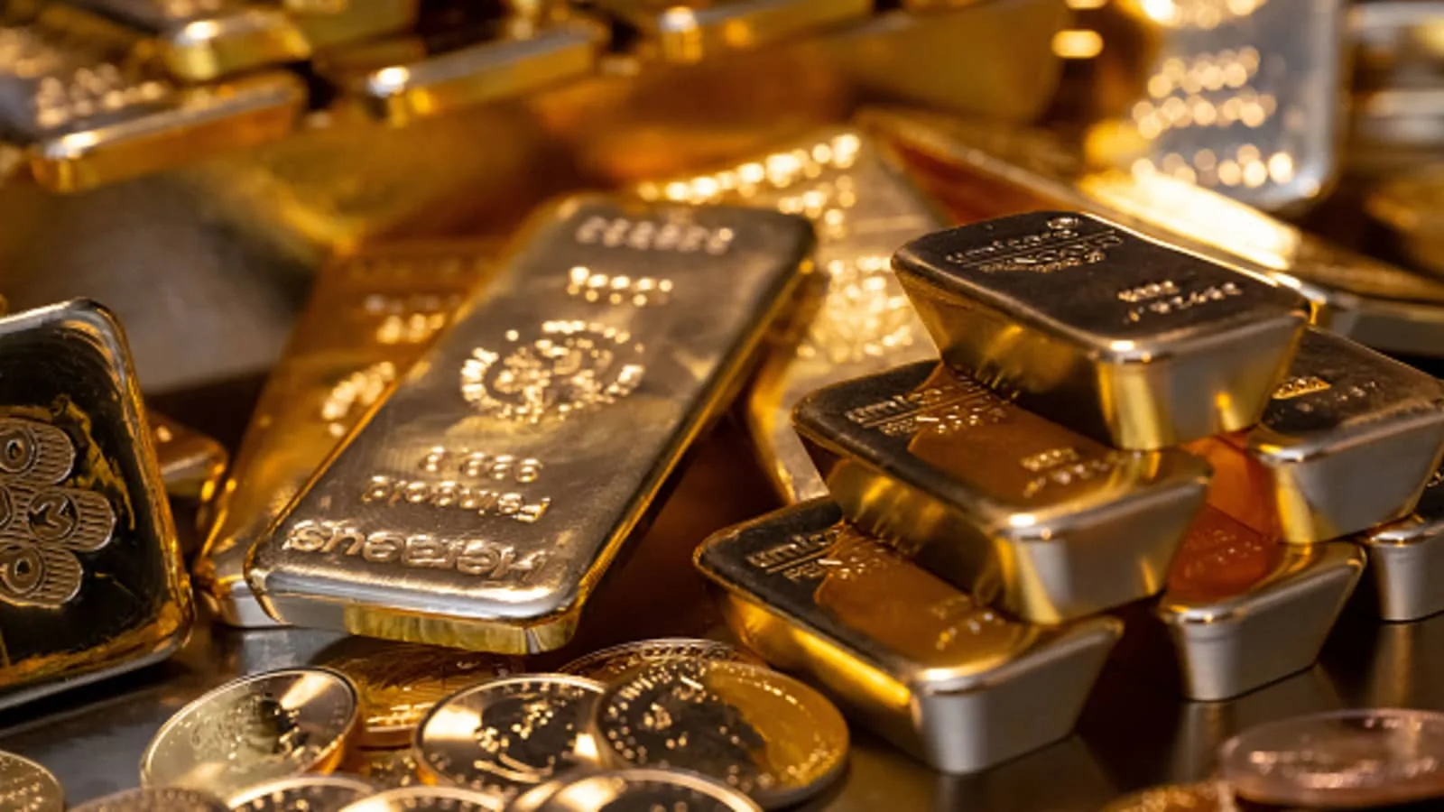 هل يكسر الذهب حاجز الـ70 دينارًا في الأردن؟
