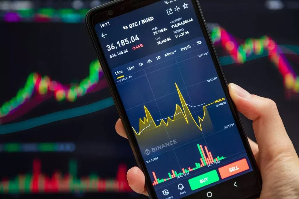 أبرز تطبيقات التداول على الجوال