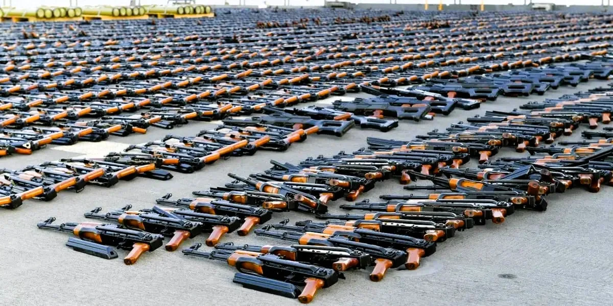 تعرف إلى أكبر عشر دول مستوردة للأسلحة حول العالم لعام 2025
