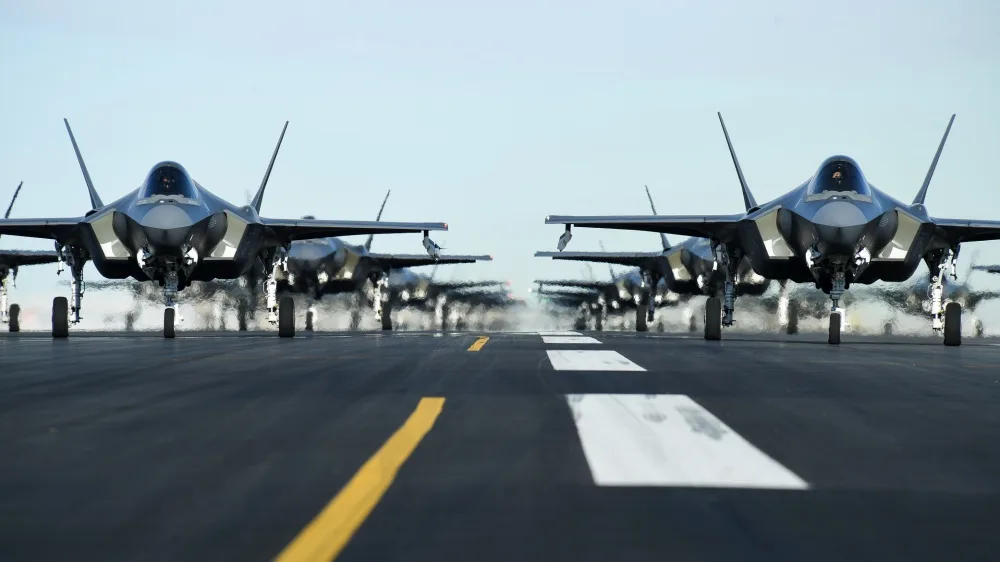 أهم الدول التي تمتلك طائرات مقاتلة من طراز F-35