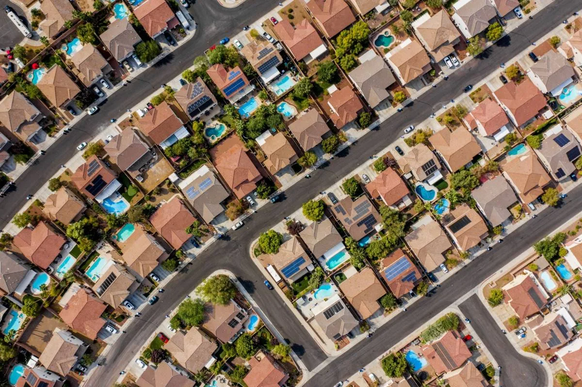 أبرز المدن لشراء العقارات: وجهات استثمارية تحقق عوائد قوية وفرص نمو مستقبلية