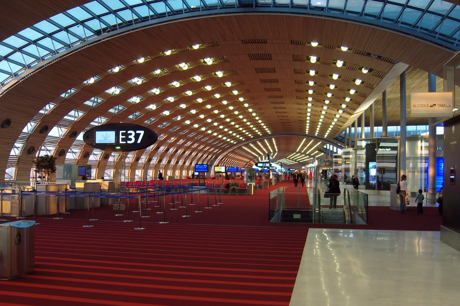 Charles de Gaulle Airport (CDG)
