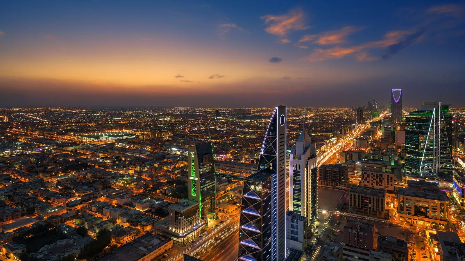 أغنى 10 دول عربية في العالم 2024