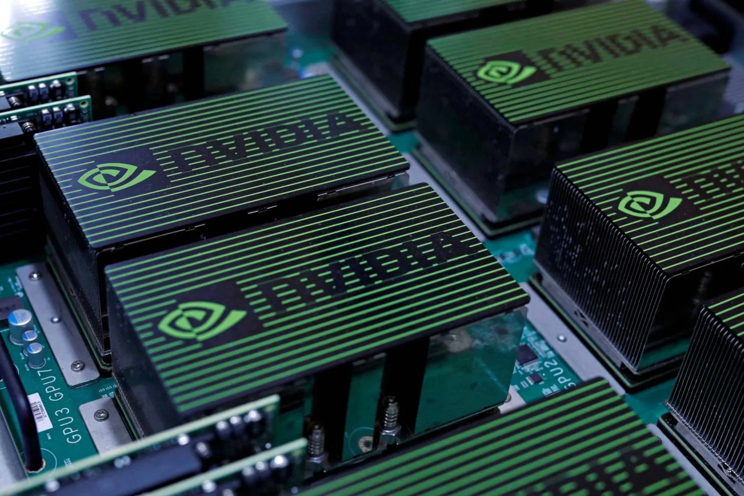 قيمة سوق شركة NVIDIA تتجاوز 3 تريليون دولار