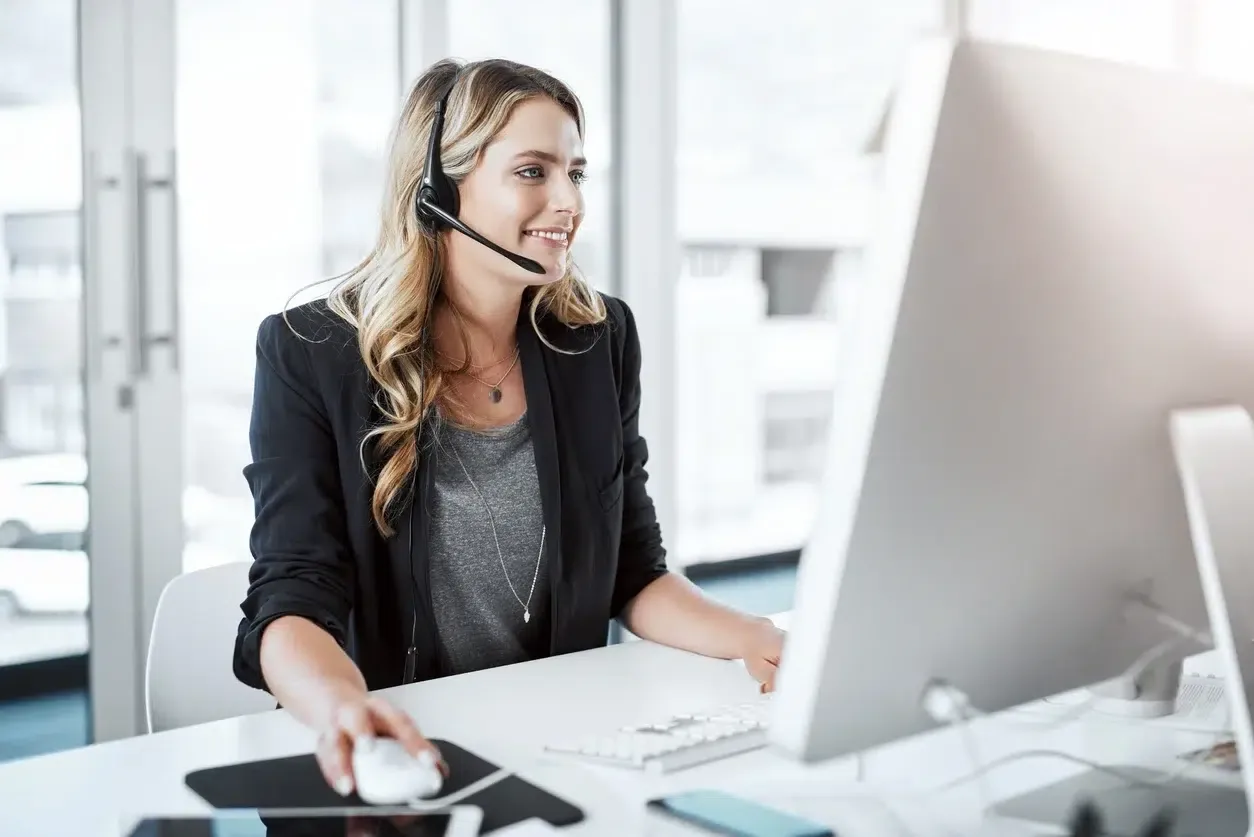 إقناع العميل عبر الهاتف: 5 نصائح تساعدك في بيع أي منتج