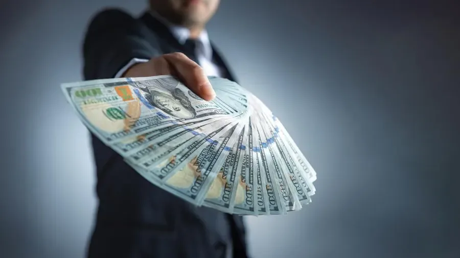عادات مالية تقف بينك وبين الثراء.. تجنبها الآن!
