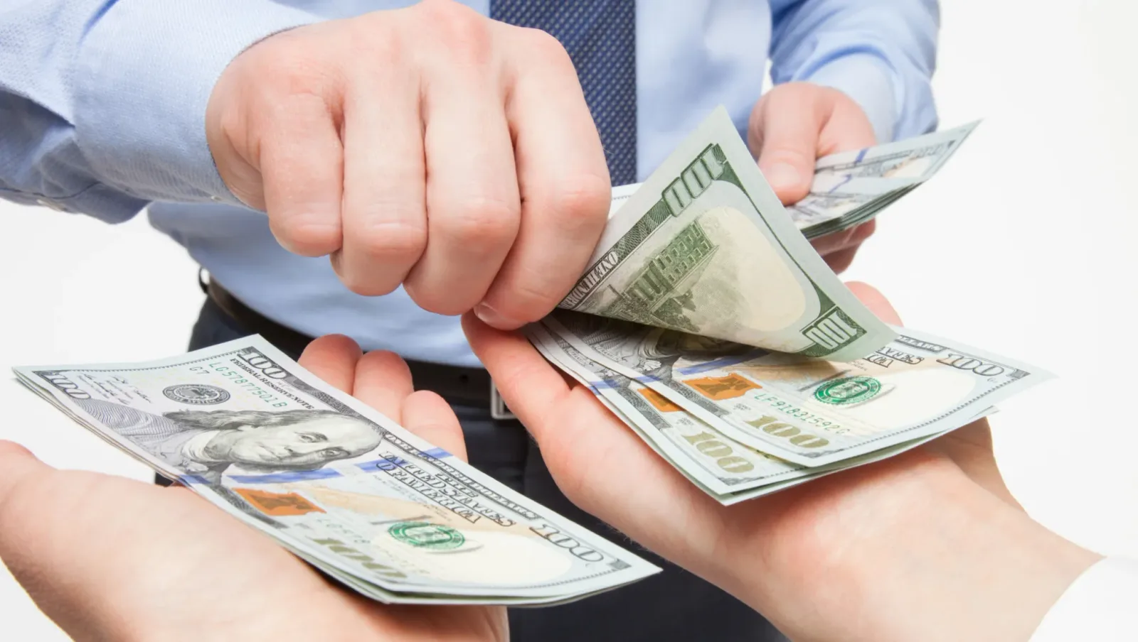 متوسط الراتب حسب العمر في الولايات المتحدة