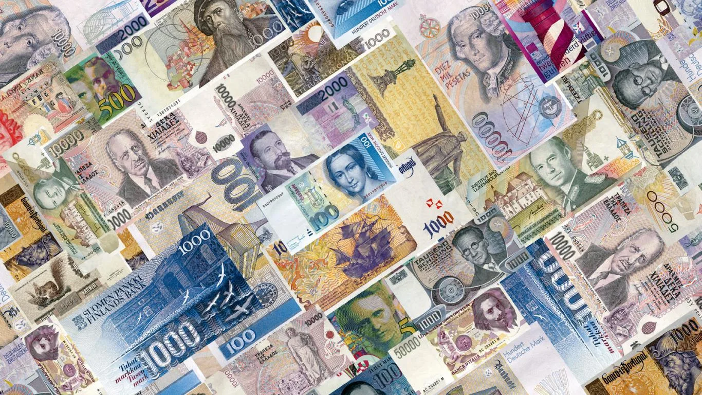 العملات الأغلى قيمة في العالم 2025
