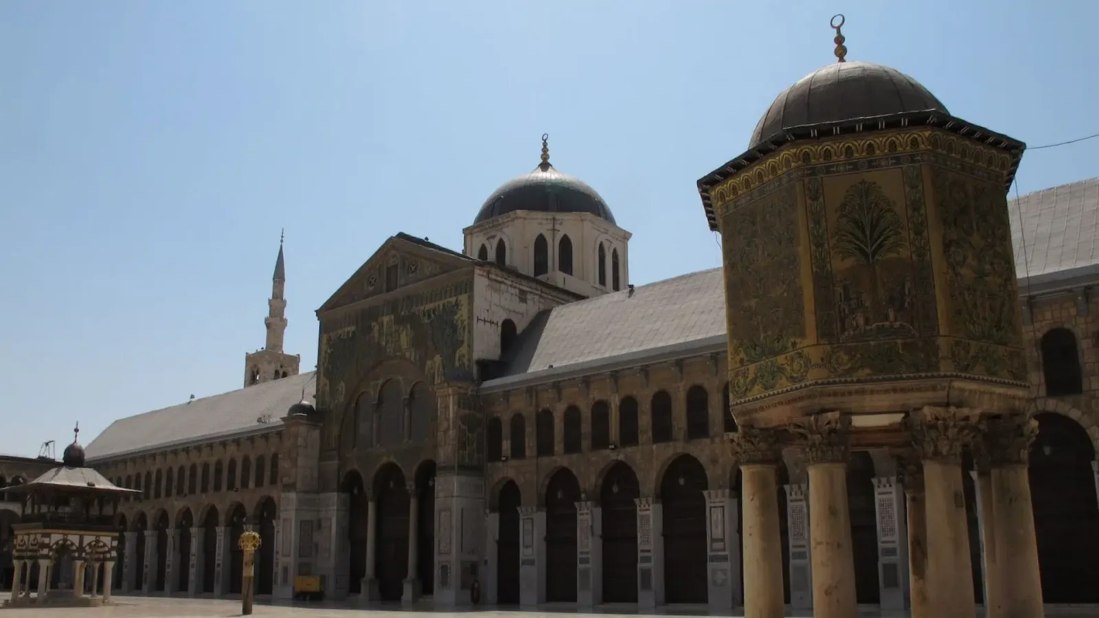 دليل السياحة الأثرية في دمشق