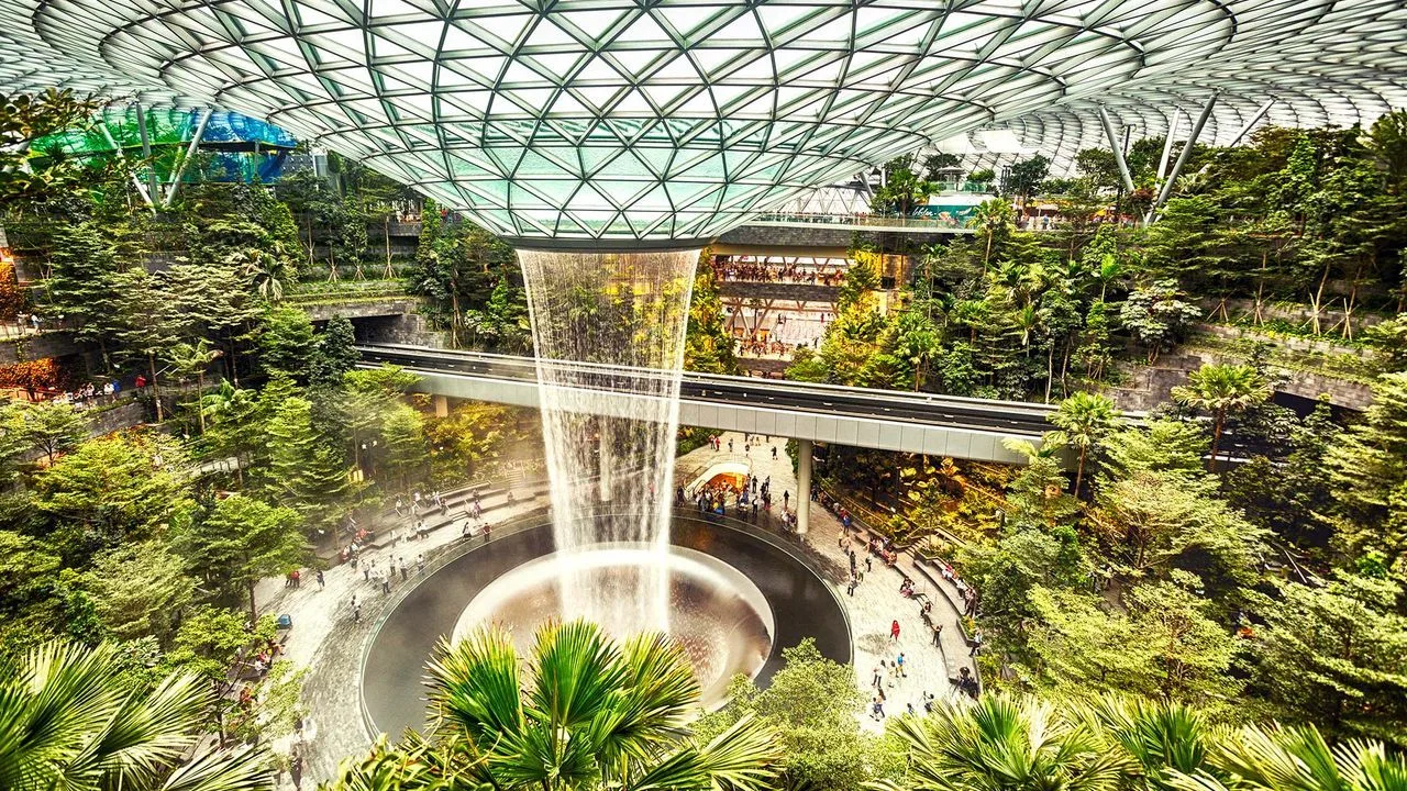 أرقى 10 مطارات حول العالم في 2025