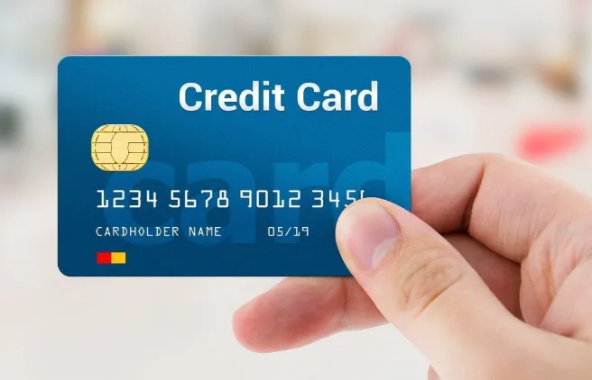 أخطاء شائعة في استخدام البطاقة الائتمانية وكيفية تجنبها