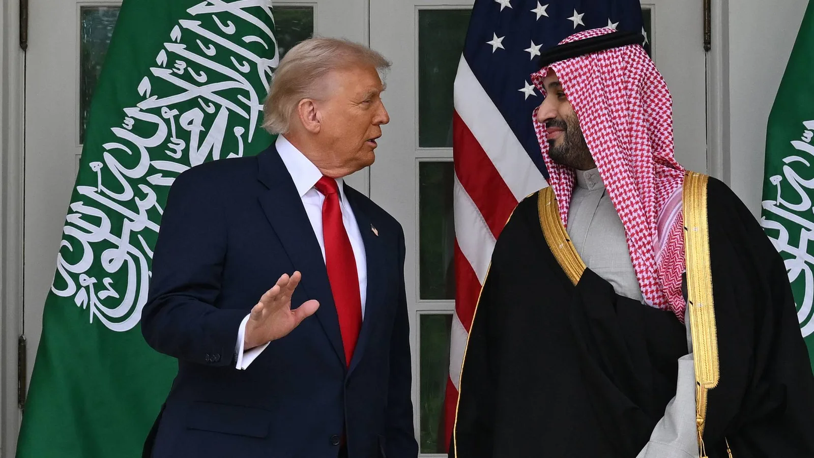 واشنطن تدعم السعودية باتفاقات استثمارية وعسكرية