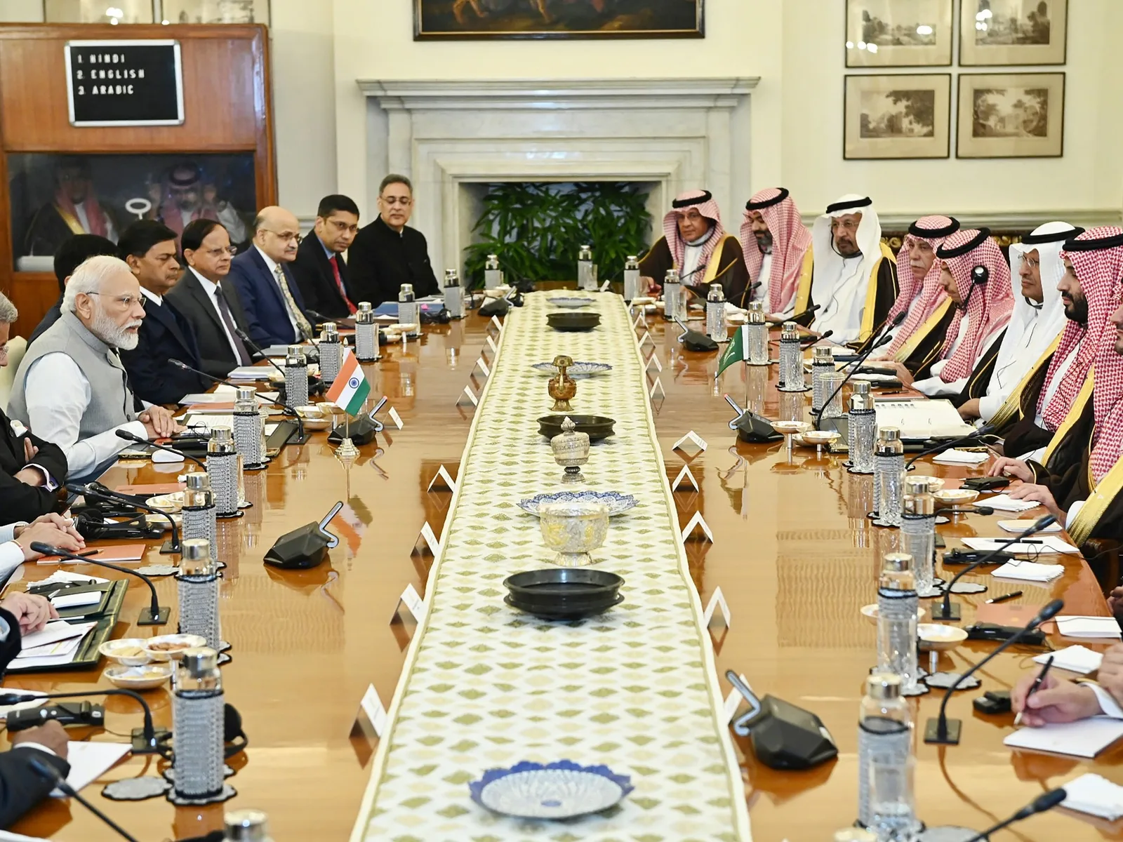 السعودية تستثمر بـ 100 مليار دولار في الهند
