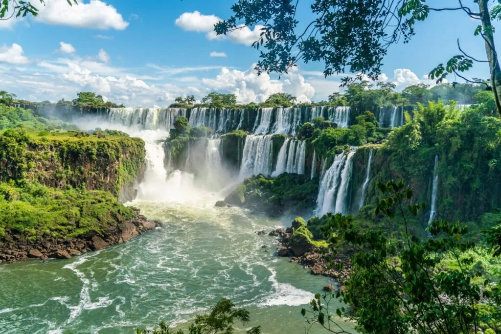 أكثر 10 شلالات مشهورة في العالم - صورة 4