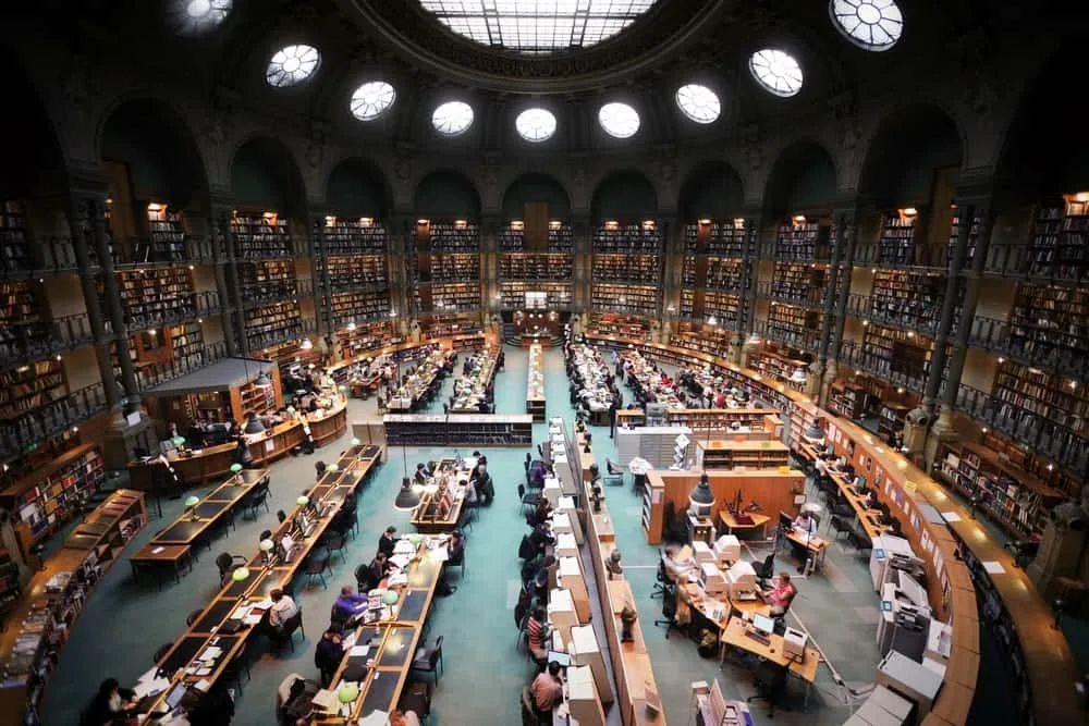 أفضل 10 مكتبات مذهلة في العالم - صورة 3