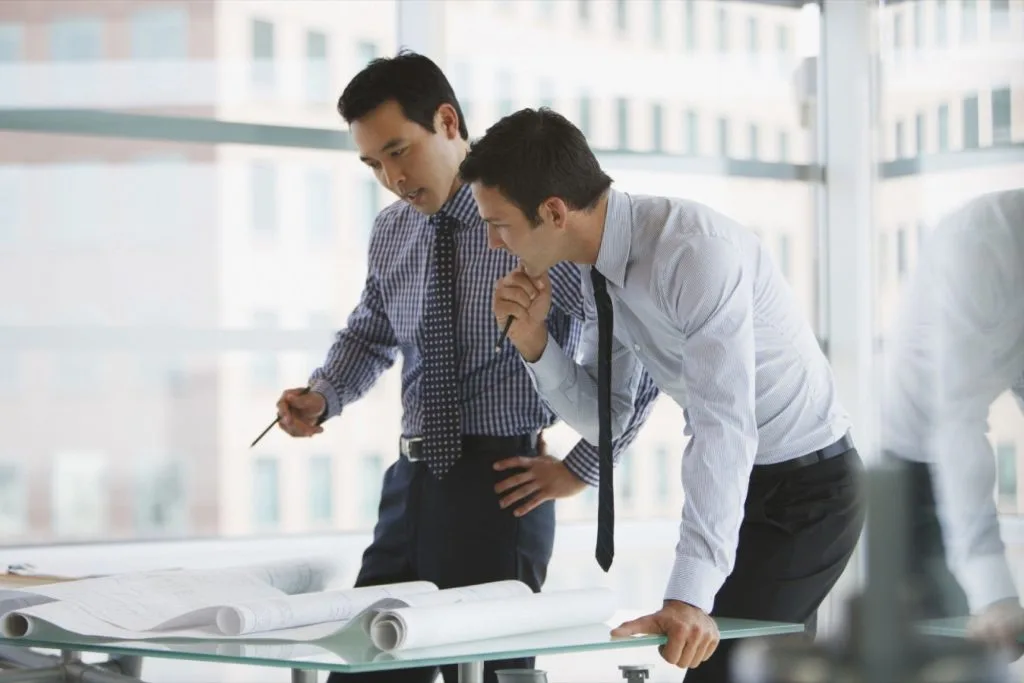 خطوات عملية لاتخاذ القرارات الصعبة في الحياة