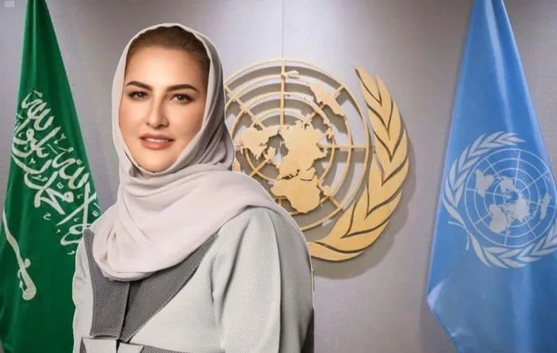 من هي خلود المانع وما علاقتها بالذكاء الاصطناعي ؟