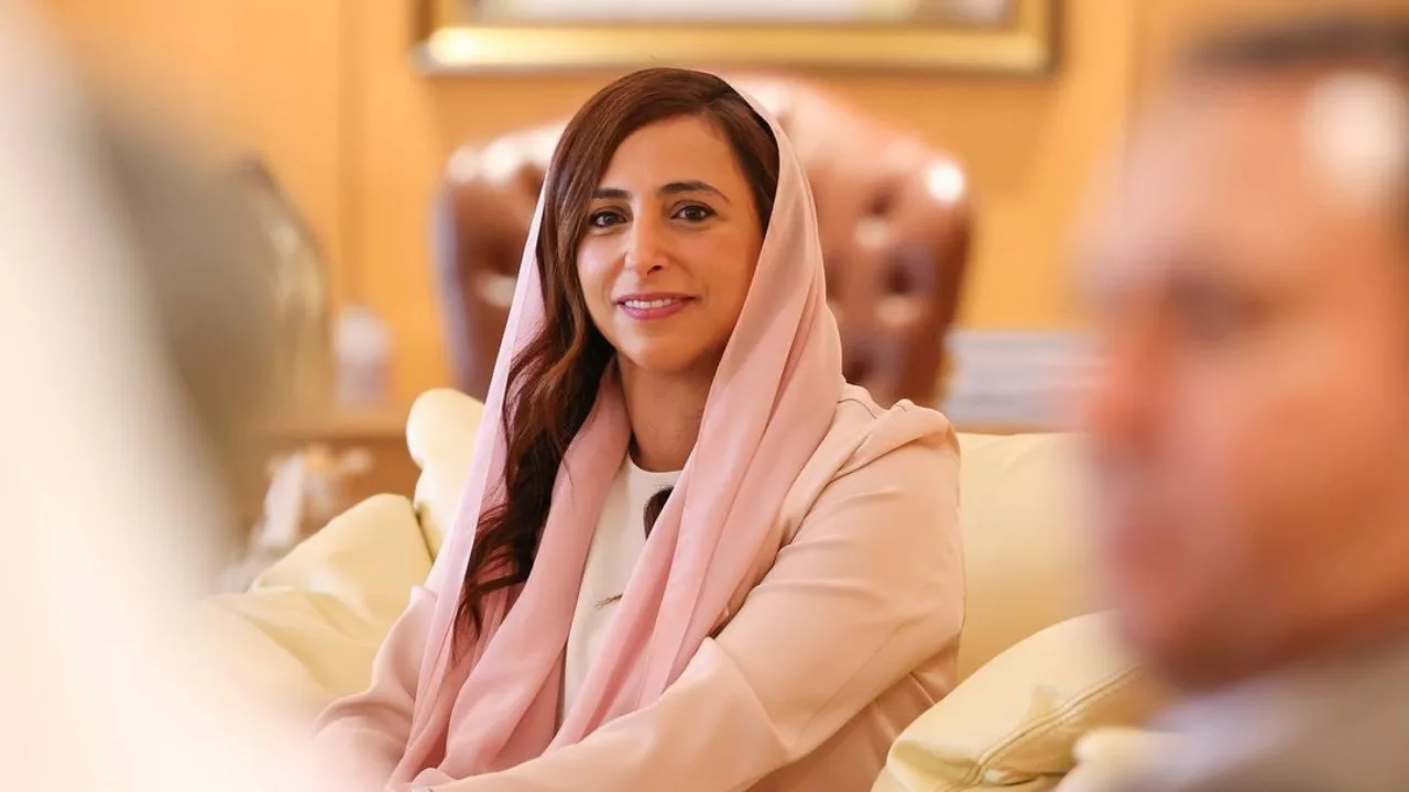 نساء إماراتيات ملهمات: قصص نجاح استثنائية