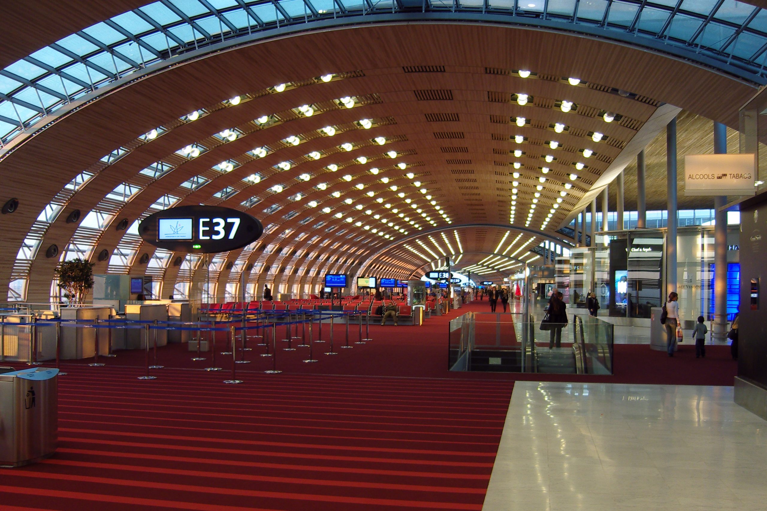 Charles de Gaulle Airport (CDG)