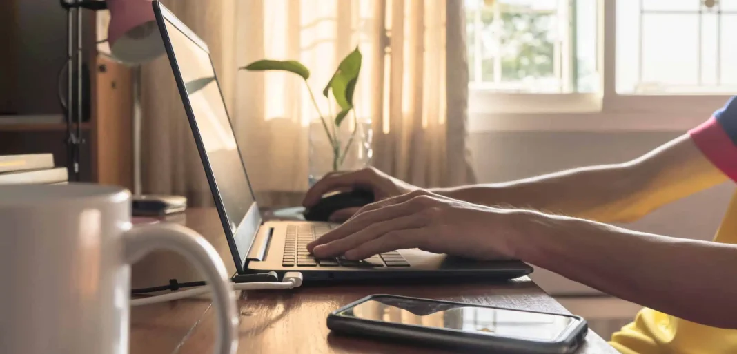 Working-from-home.-Working-in-a-relaxing-environment.-scaled